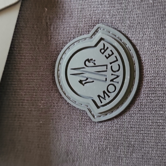 MONCLER LONG SLEEVE SWEATSHIRTS - Picture 4 of 4